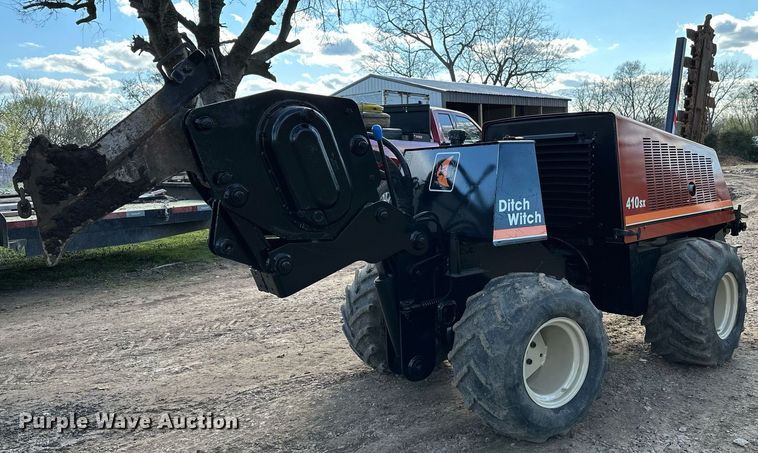image for item LR9563 2006 Ditch Witch 410SX  trencher