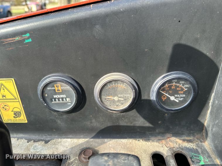 image for item LR9563 2006 Ditch Witch 410SX  trencher