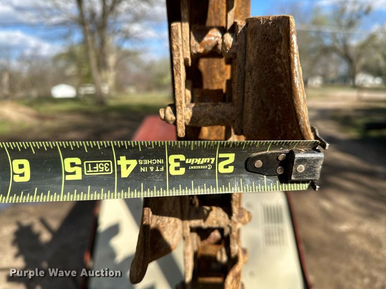 image for item LR9563 2006 Ditch Witch 410SX  trencher