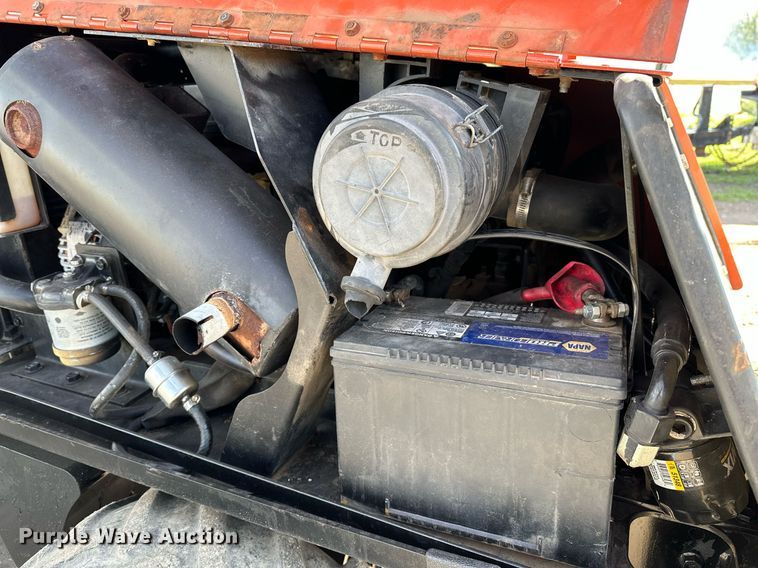 image for item LR9563 2006 Ditch Witch 410SX  trencher