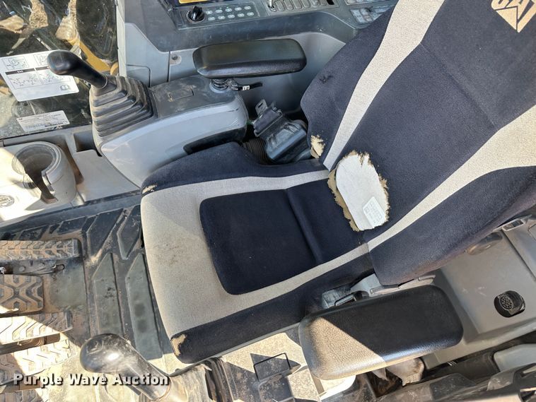 image for item LT9182 2015 Caterpillar 320ELRR  excavator