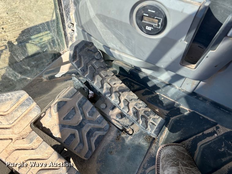 image for item LT9182 2015 Caterpillar 320ELRR  excavator