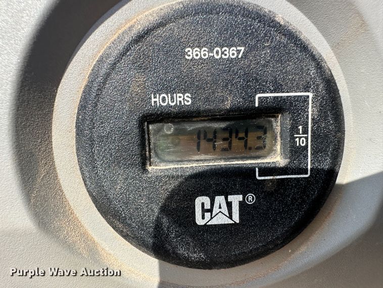 image for item LT9182 2015 Caterpillar 320ELRR  excavator