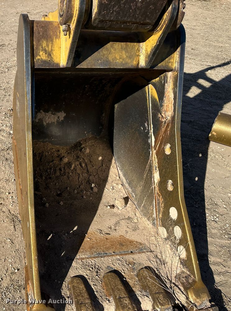 image for item LT9182 2015 Caterpillar 320ELRR  excavator