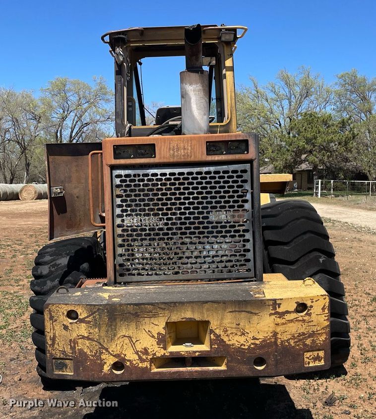 image for item LT9600 1996 John Deere 644G  wheel loader