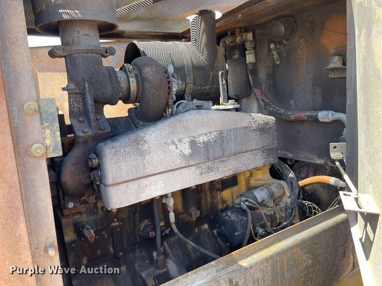 image for item LT9600 1996 John Deere 644G  wheel loader