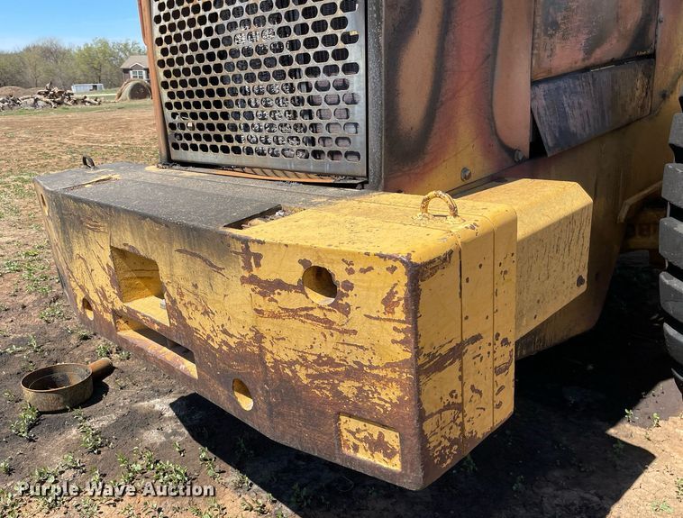 image for item LT9600 1996 John Deere 644G  wheel loader