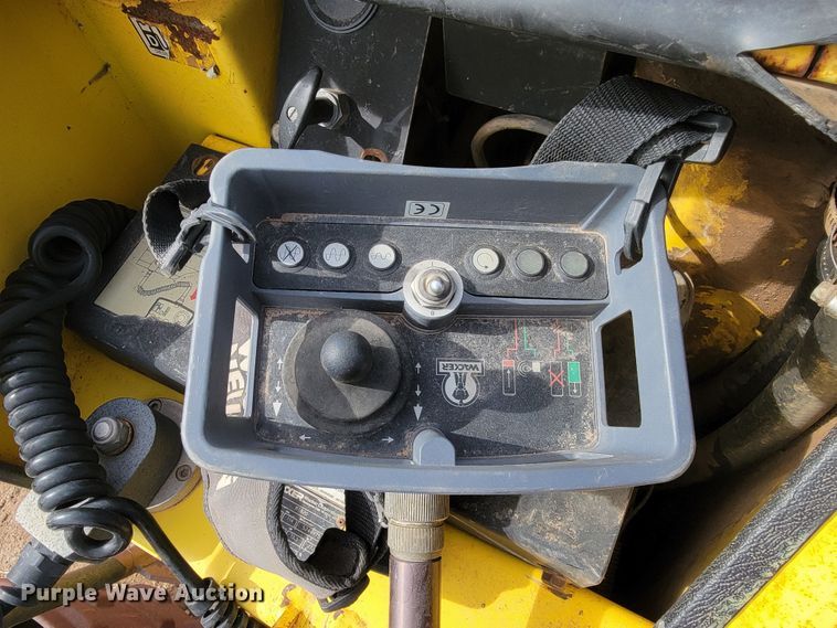 image for item LV9337 Wacker RT820  trench compactor