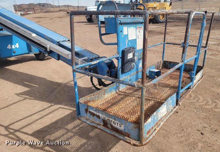 image for item LV9341 Genie S-60  boom lift