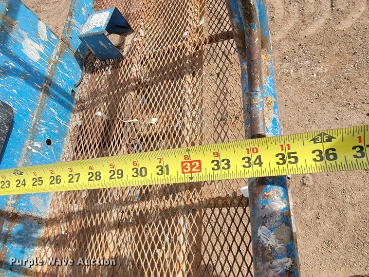 image for item LV9341 Genie S-60  boom lift