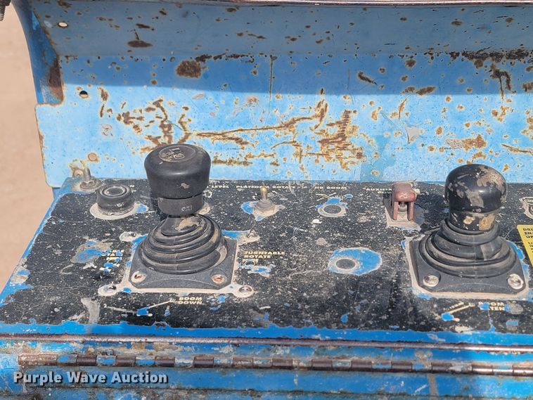 image for item LV9341 Genie S-60  boom lift