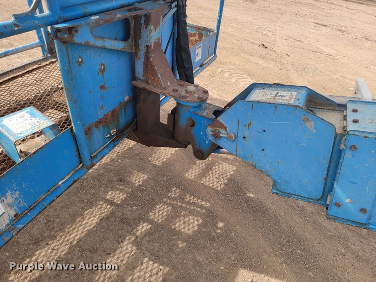 image for item LV9341 Genie S-60  boom lift