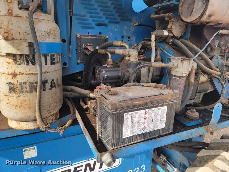 image for item LV9341 Genie S-60  boom lift