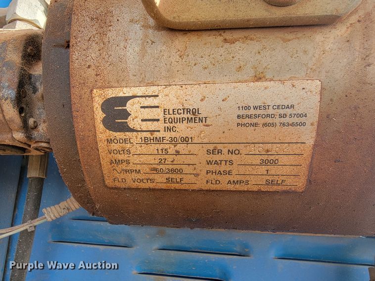 image for item LV9341 Genie S-60  boom lift