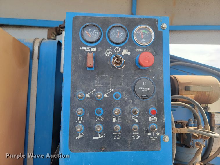 image for item LV9341 Genie S-60  boom lift