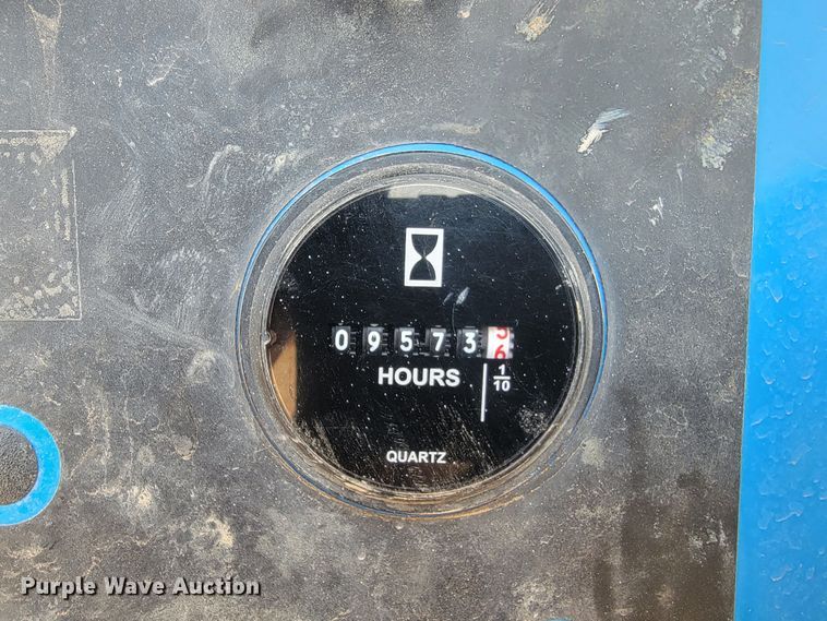 image for item LV9341 Genie S-60  boom lift