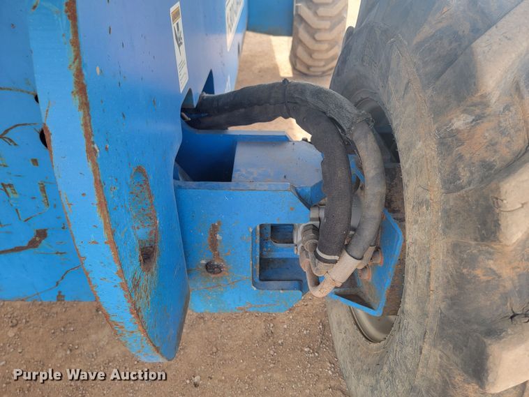 image for item LV9341 Genie S-60  boom lift