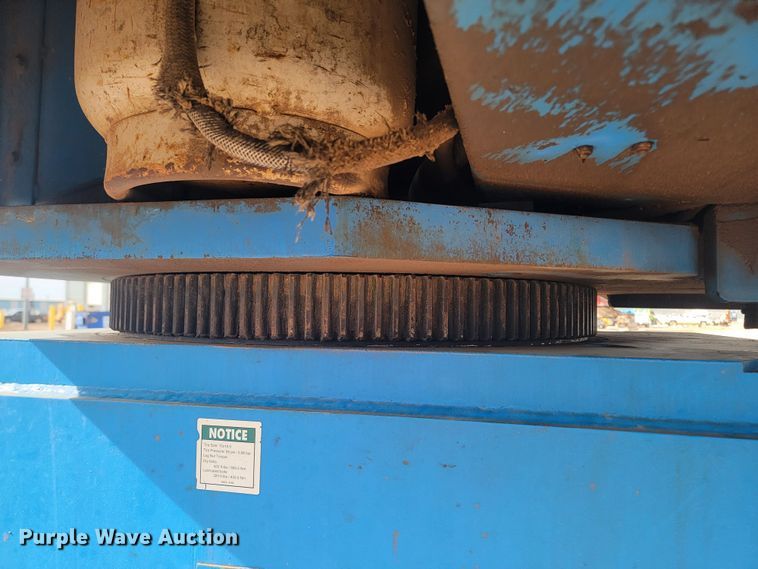 image for item LV9341 Genie S-60  boom lift