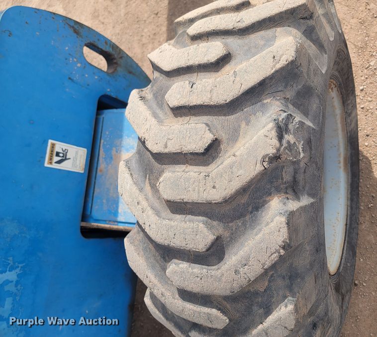 image for item LV9341 Genie S-60  boom lift