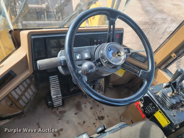 image for item LV9342 1995 Caterpillar IT28F  wheel loader