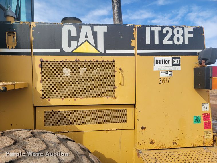 image for item LV9342 1995 Caterpillar IT28F  wheel loader