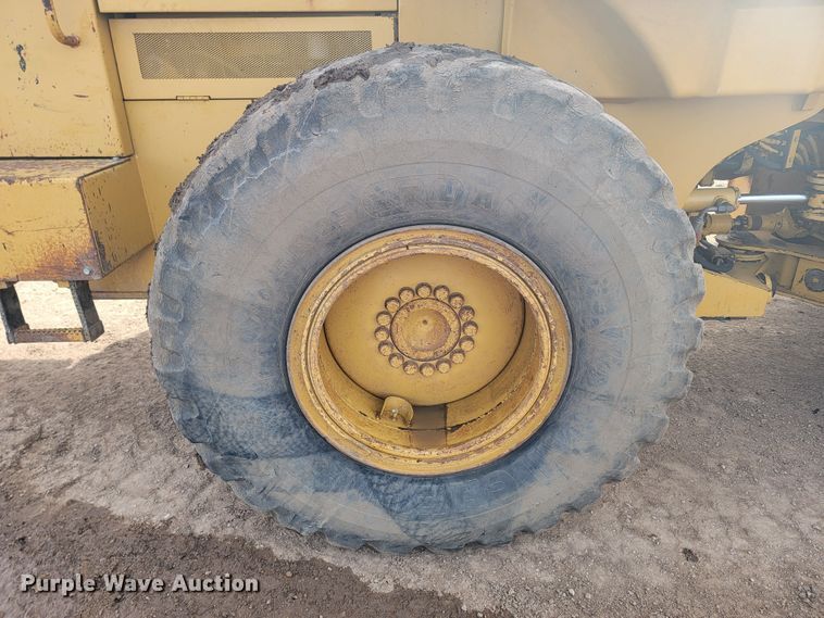 image for item LV9342 1995 Caterpillar IT28F  wheel loader