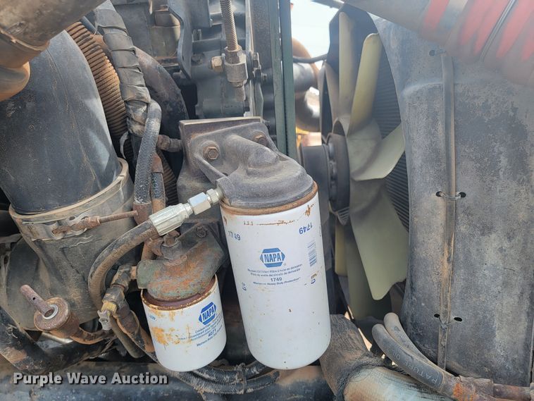 image for item LV9346 1992 Ford LTL9000  water truck