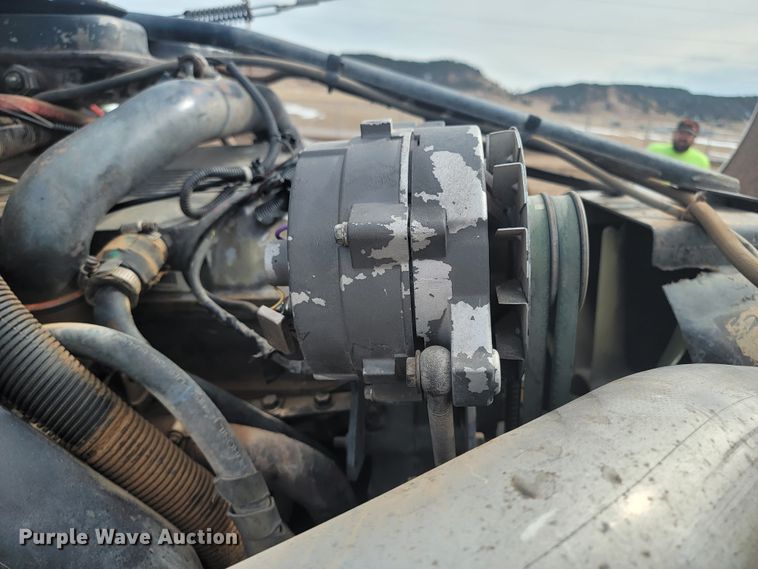 image for item LV9346 1992 Ford LTL9000  water truck