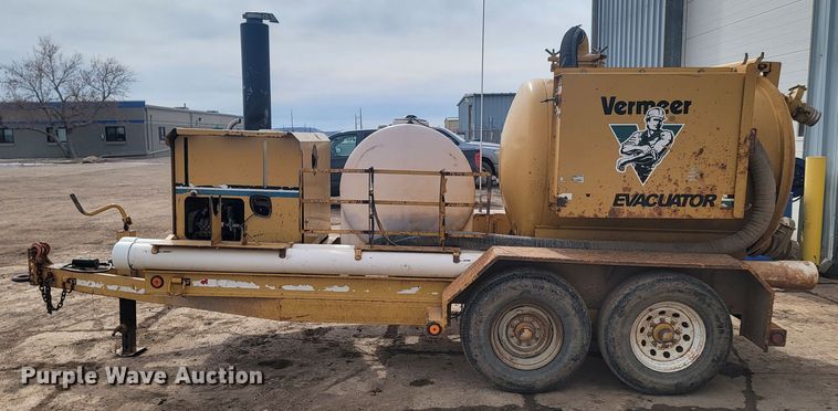 image for item LV9347 2002 Vermeer E550  vacuum excavator