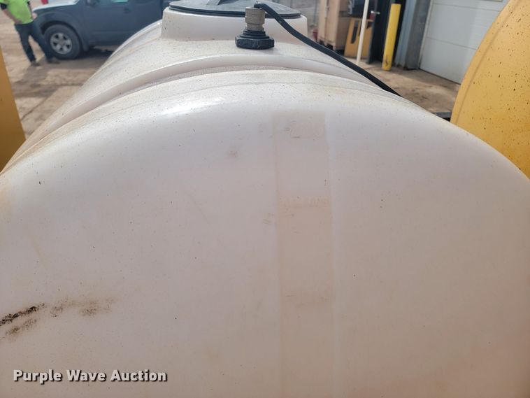 image for item LV9347 2002 Vermeer E550  vacuum excavator