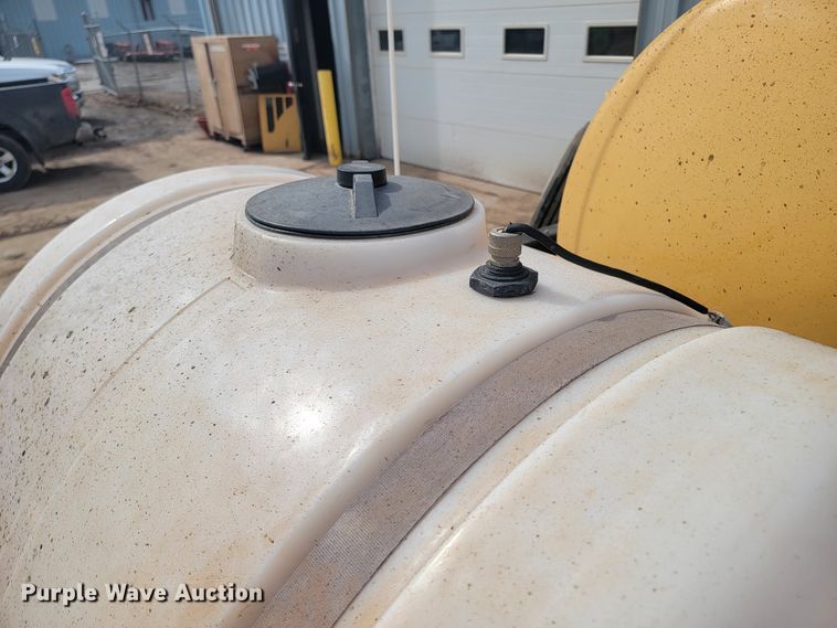 image for item LV9347 2002 Vermeer E550  vacuum excavator