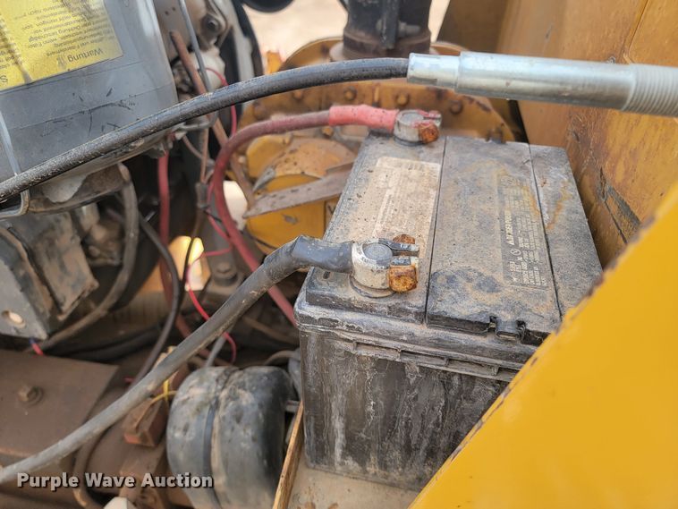 image for item LV9347 2002 Vermeer E550  vacuum excavator