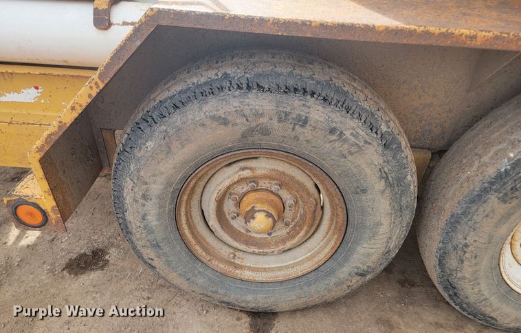 image for item LV9347 2002 Vermeer E550  vacuum excavator