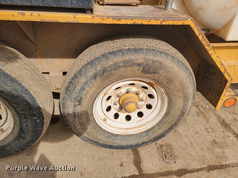 image for item LV9347 2002 Vermeer E550  vacuum excavator