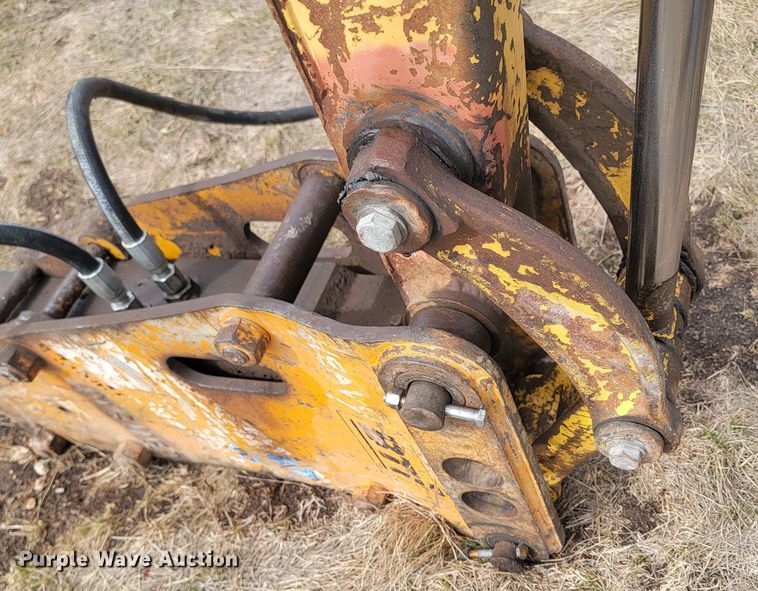 image for item LV9348 Komatsu PC35MR-2  mini excavator