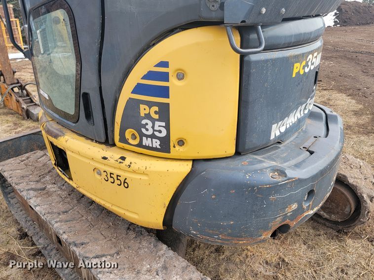 image for item LV9348 Komatsu PC35MR-2  mini excavator