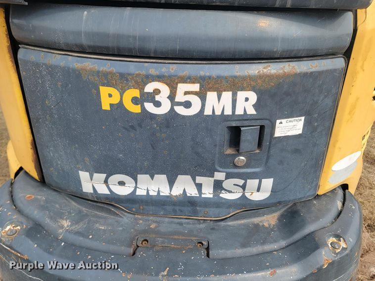 image for item LV9348 Komatsu PC35MR-2  mini excavator