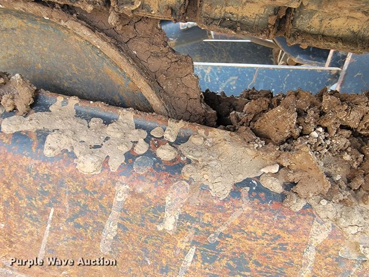 image for item LV9348 Komatsu PC35MR-2  mini excavator