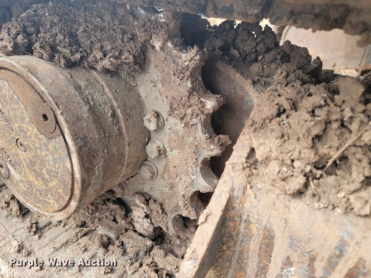 image for item LV9348 Komatsu PC35MR-2  mini excavator