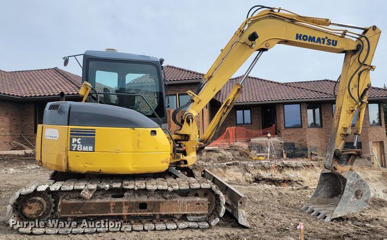image for item LV9349 Komatsu PC78MR-6  mini excavator
