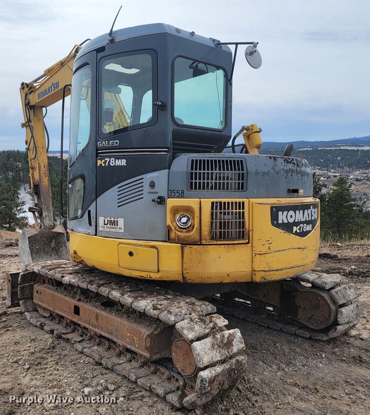 image for item LV9349 Komatsu PC78MR-6  mini excavator