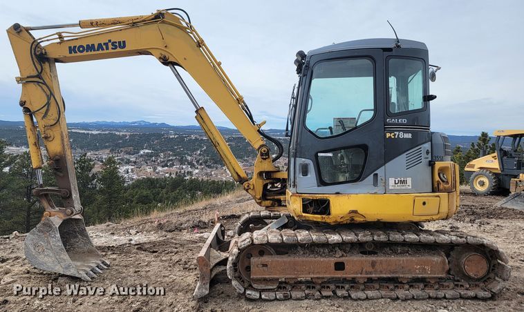 image for item LV9349 Komatsu PC78MR-6  mini excavator