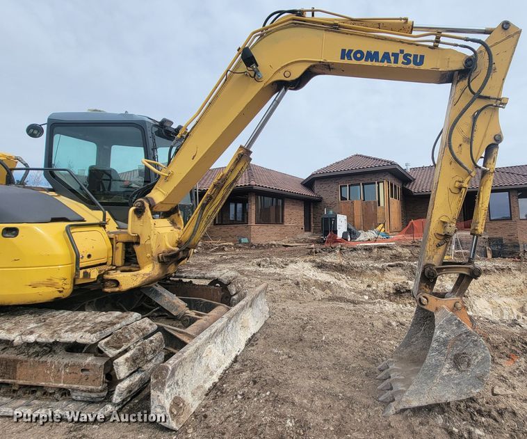 image for item LV9349 Komatsu PC78MR-6  mini excavator