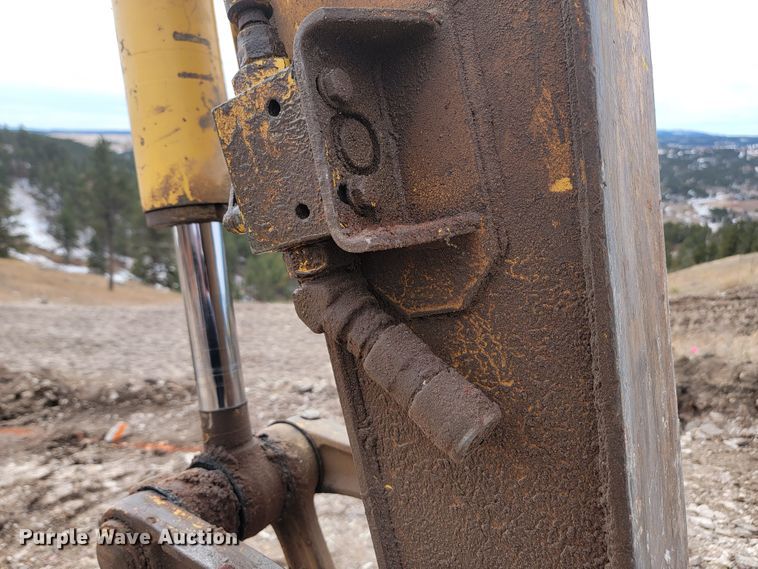 image for item LV9349 Komatsu PC78MR-6  mini excavator