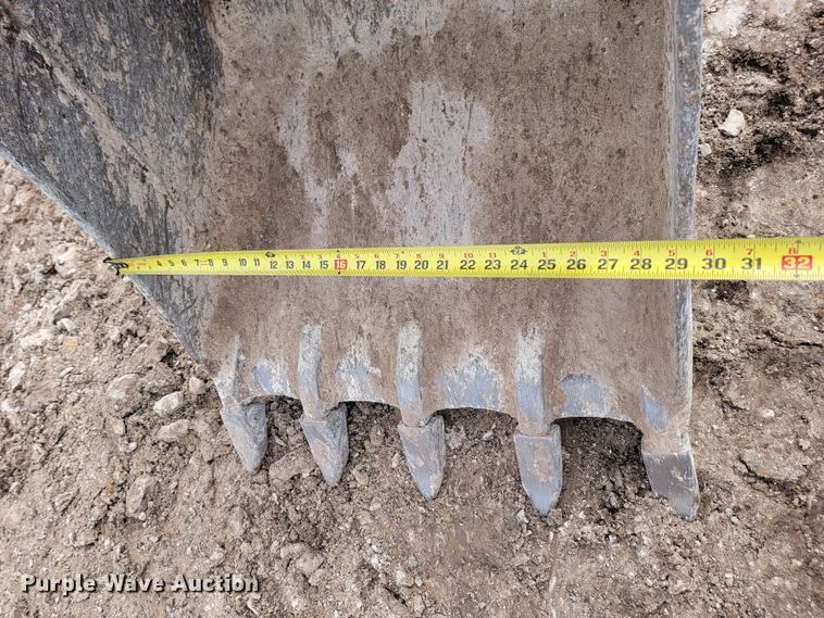 image for item LV9349 Komatsu PC78MR-6  mini excavator