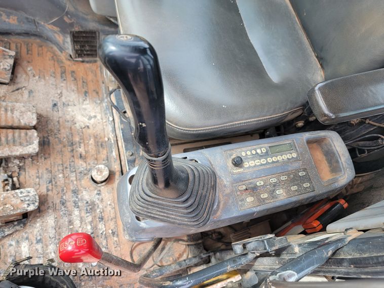 image for item LV9349 Komatsu PC78MR-6  mini excavator