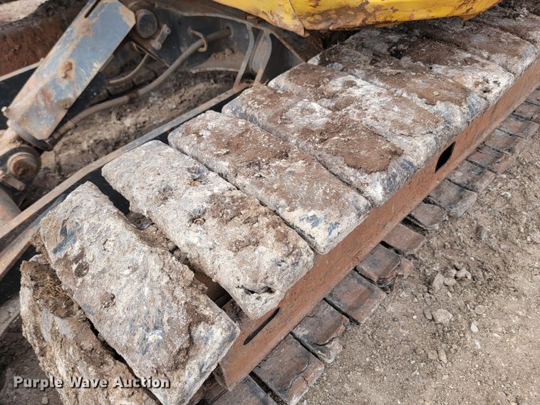 image for item LV9349 Komatsu PC78MR-6  mini excavator