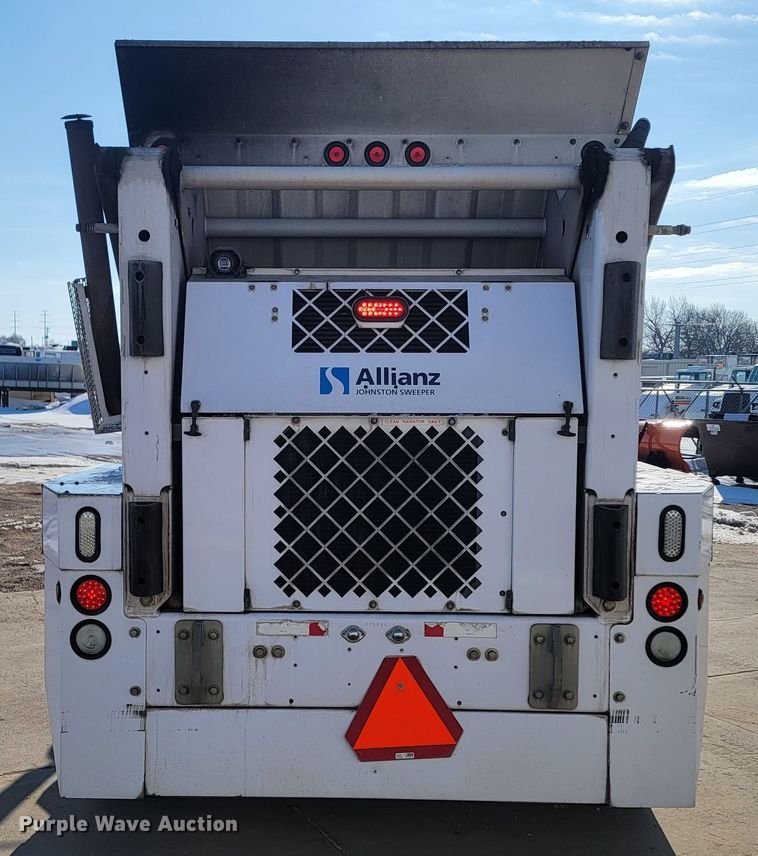 image for item LV9351 Allianz Johnston 3000  street sweeper