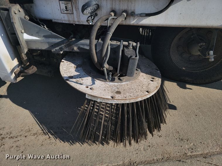 image for item LV9351 Allianz Johnston 3000  street sweeper