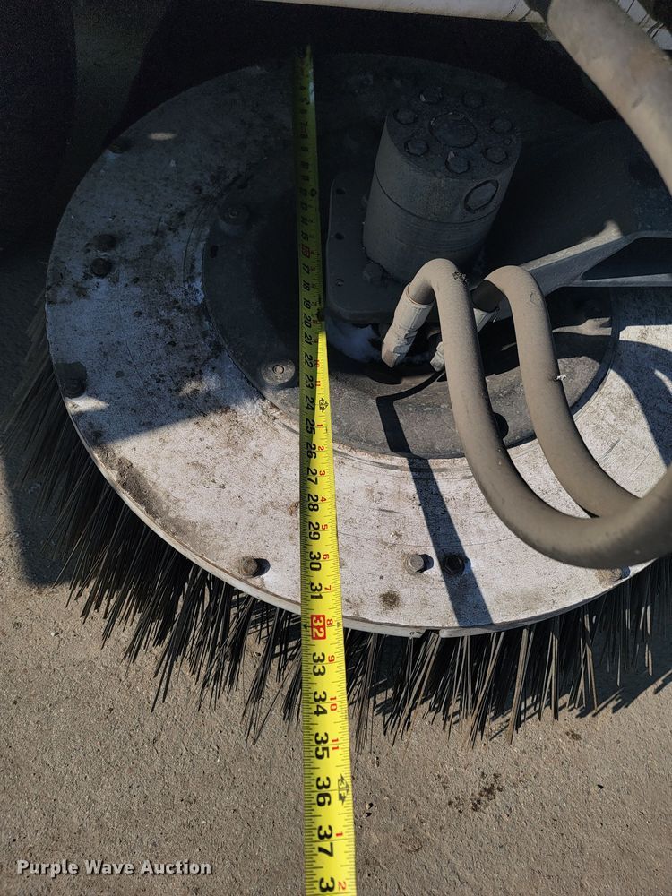 image for item LV9351 Allianz Johnston 3000  street sweeper